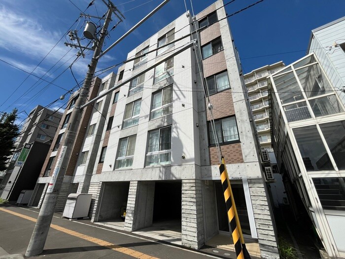 FLoresta43°の物件外観写真