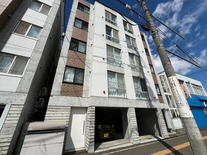 FLoresta43°の物件外観写真