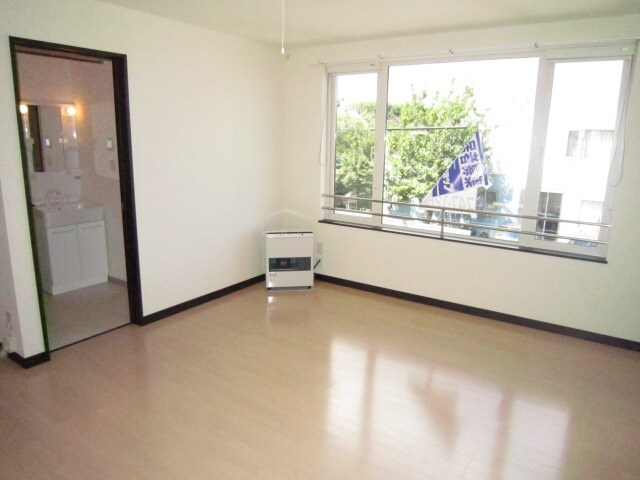 アイリスの物件内観写真