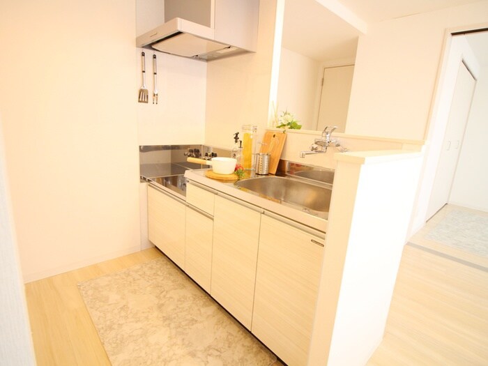 コンフォート美園4条の物件内観写真