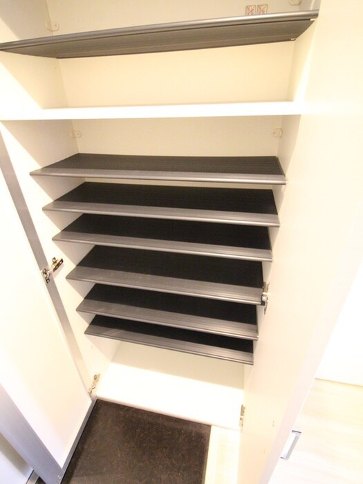 コンフォート美園4条の物件内観写真