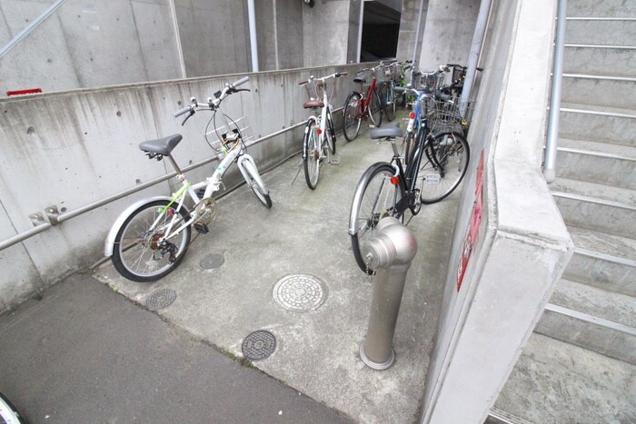 パルティ－レ山鼻の物件外観写真