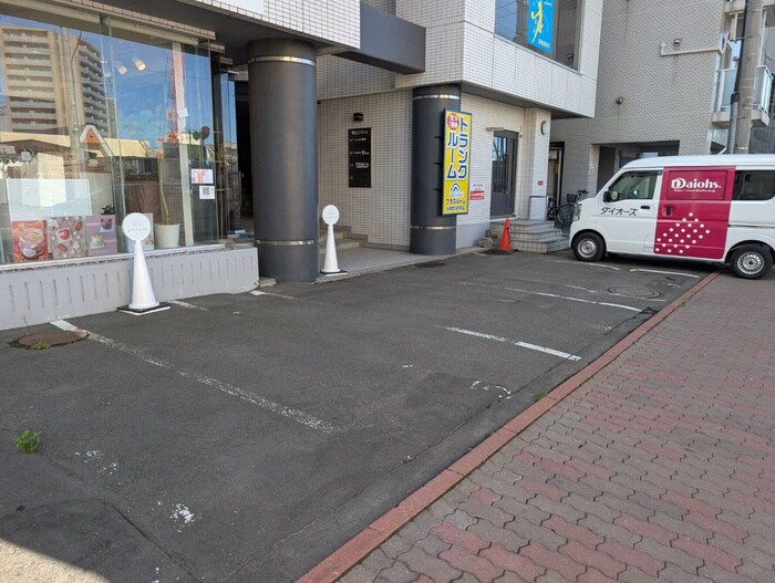 琴似２・７ビルの物件外観写真