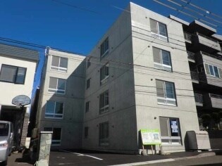 トレゾール澄川の物件外観写真