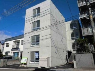 トレゾール澄川の物件外観写真