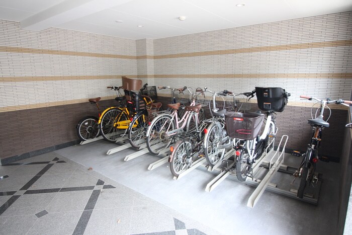 ル・ピエール桑園の物件外観写真