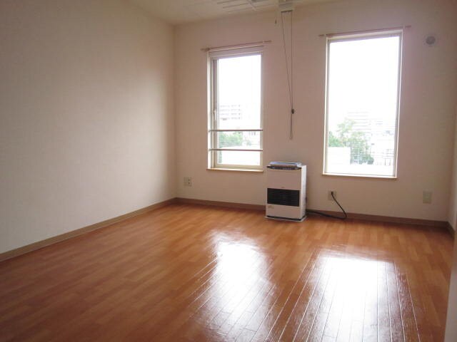 レラ円山の物件内観写真