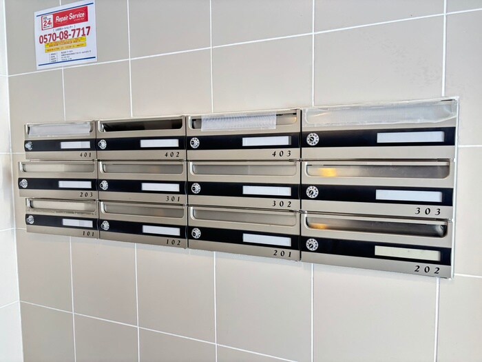 レラ円山の物件外観写真