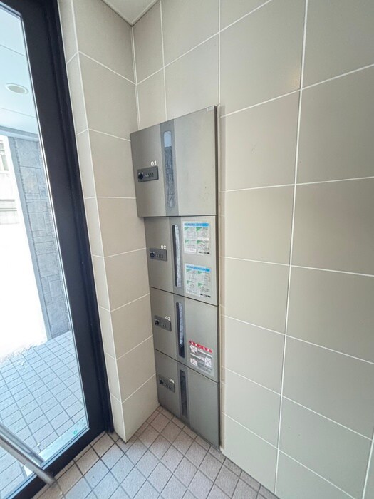 レラ円山の物件外観写真