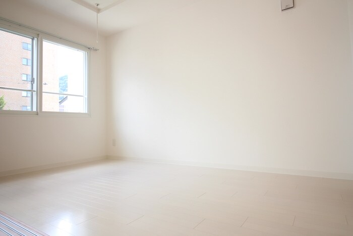 クレマティス円山の物件内観写真