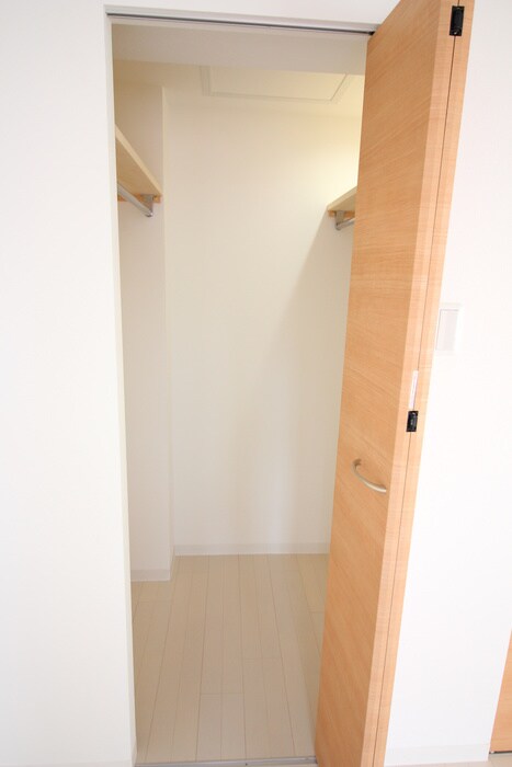 クレマティス円山の物件内観写真