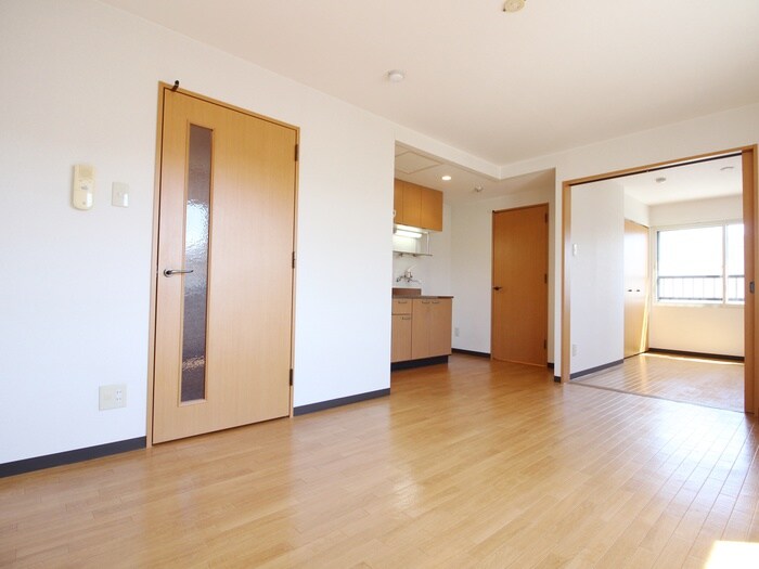 アニバ－サリ－１６の物件内観写真