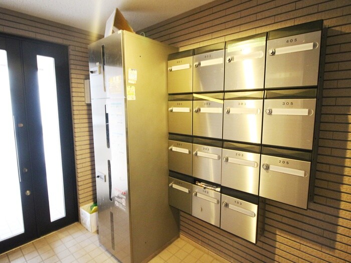 アニバ－サリ－１６の物件外観写真