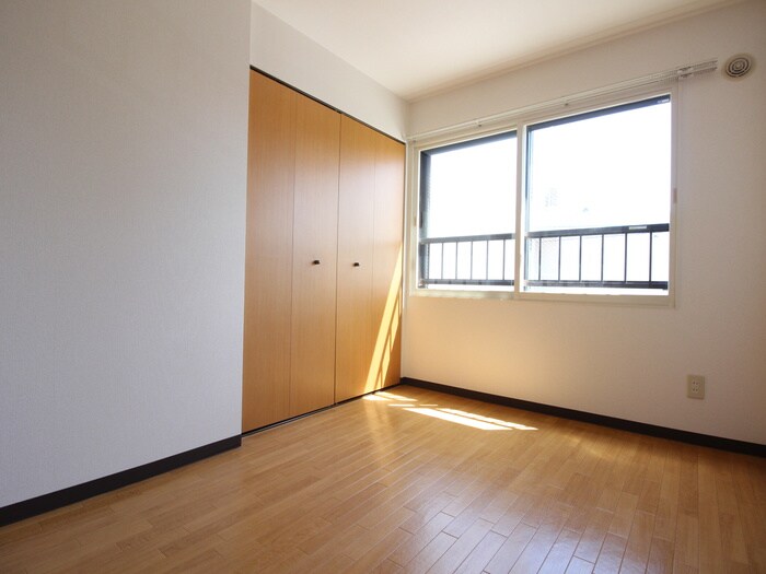 アニバ－サリ－１６の物件内観写真