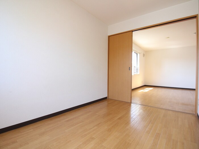 アニバ－サリ－１６の物件内観写真