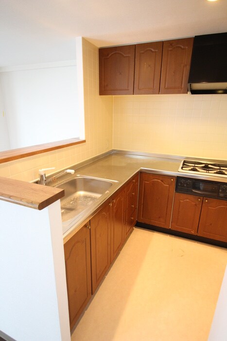 アームズ宮の森(302)の物件内観写真