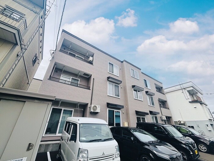 フル－ルの物件外観写真