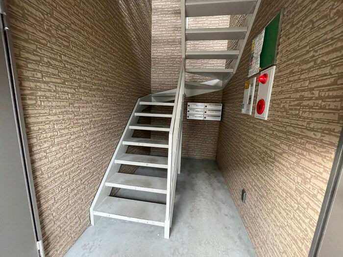 フル－ルの物件外観写真