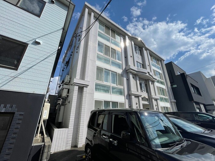 グランメール宮の森の物件外観写真