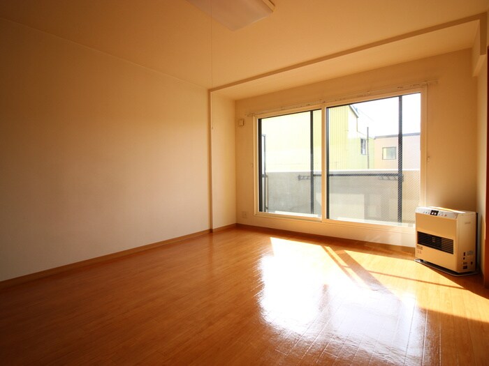 メトロガ－デンの物件内観写真