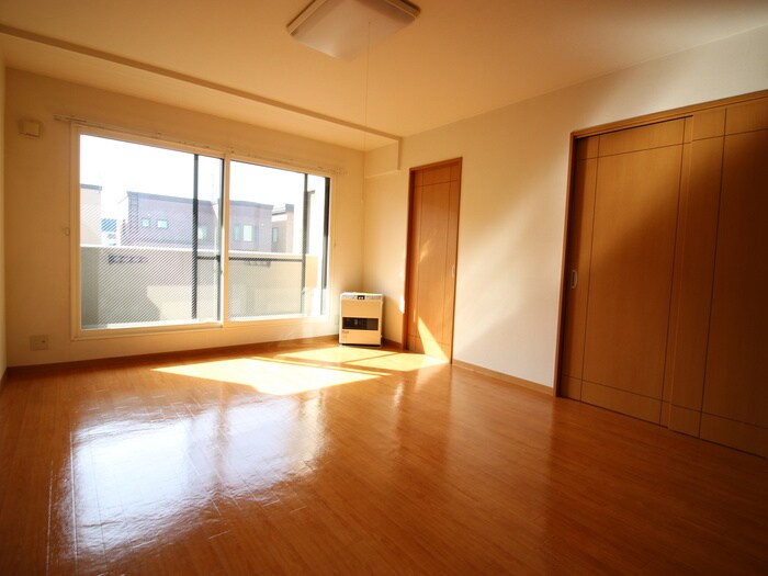 メトロガ－デンの物件内観写真