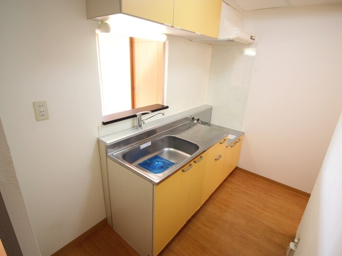 メトロガ－デンの物件内観写真