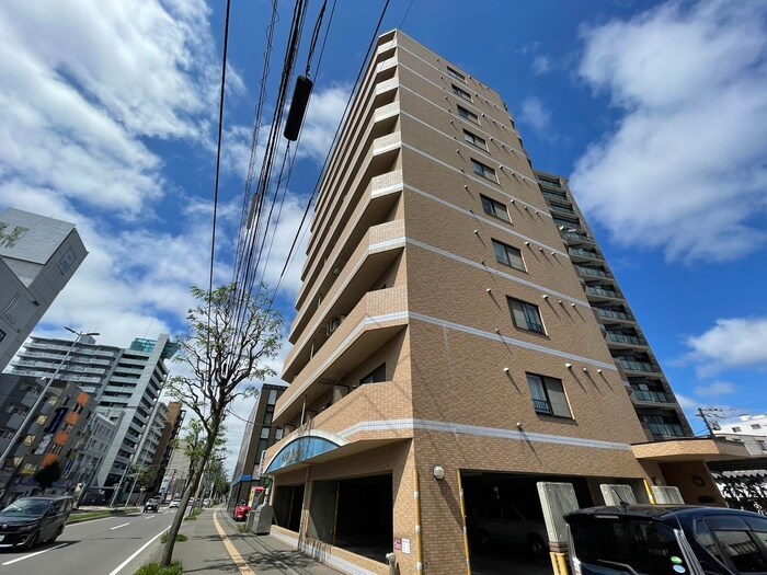 パ－クヒルズ白石の物件外観写真