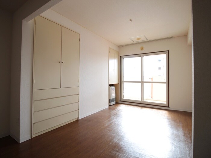 クレセント細川北２５条の物件内観写真