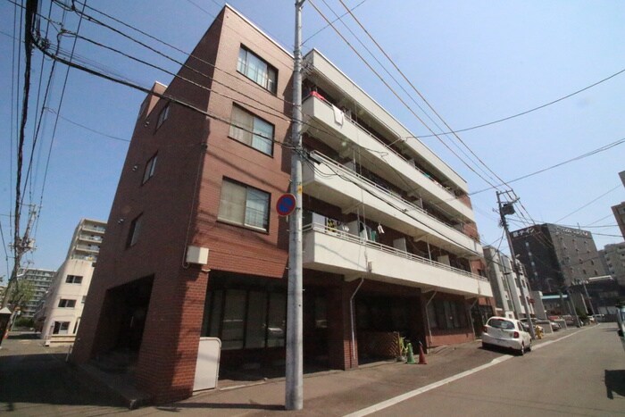 シティ菊水の物件外観写真