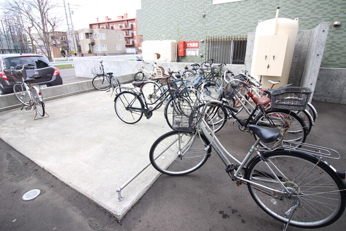 Ｔｒｅｓ　Ｍａｄｅｒａの物件外観写真