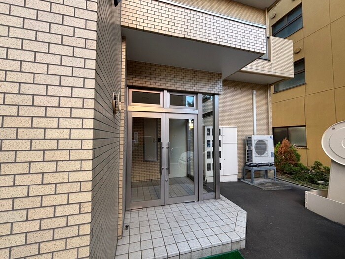 ア－バンプラザの物件外観写真