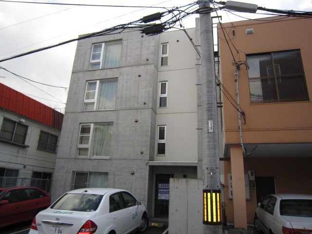 パトラス東札幌の物件外観写真