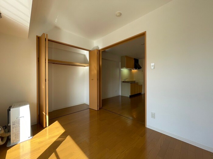 マイスターシャーレ桑園の物件内観写真