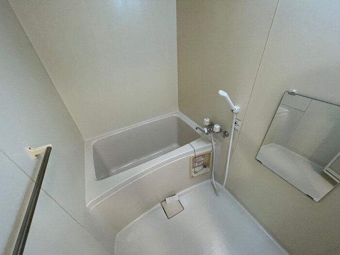 マイスターシャーレ桑園の物件内観写真