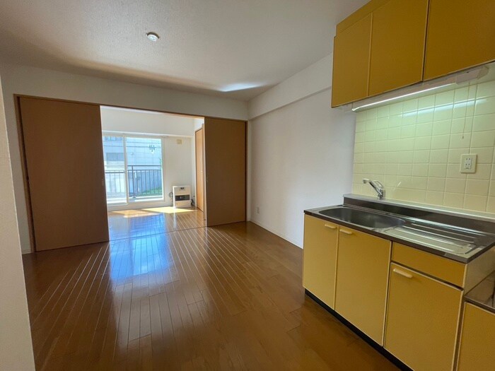 マイスターシャーレ桑園の物件内観写真