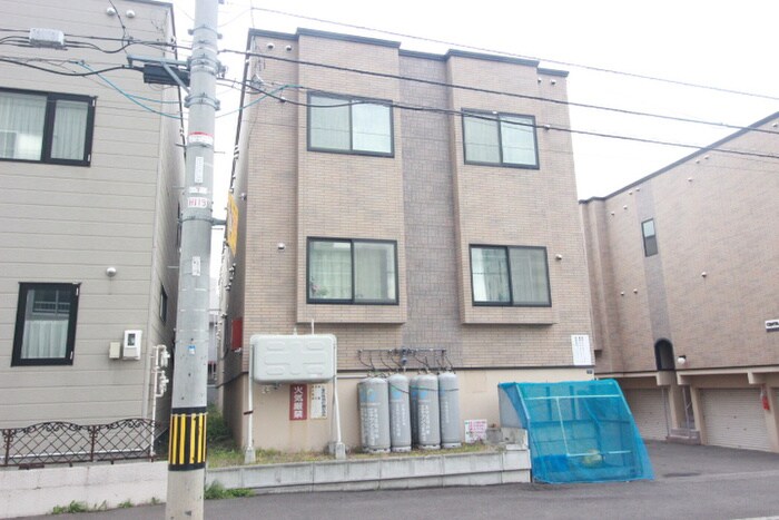 セントラルパ－クAの物件外観写真