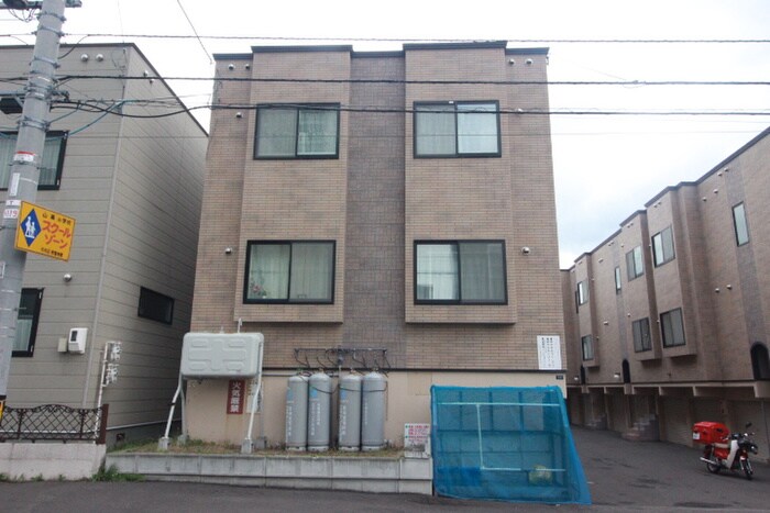セントラルパ－クAの物件外観写真