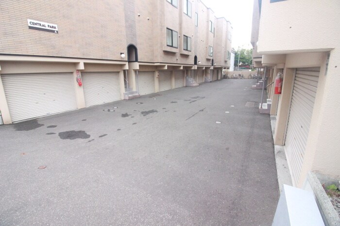 セントラルパ－クAの物件外観写真