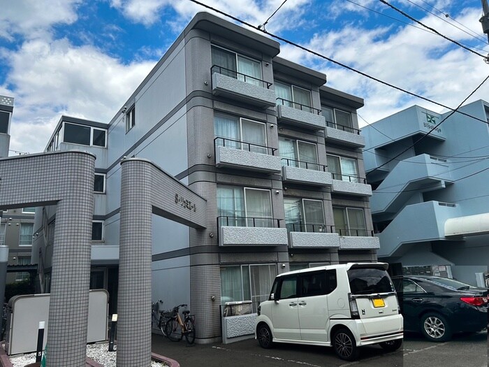 S・リュミエールの物件外観写真