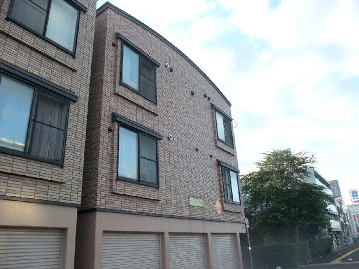 エミネンスプラザ麻生の物件外観写真