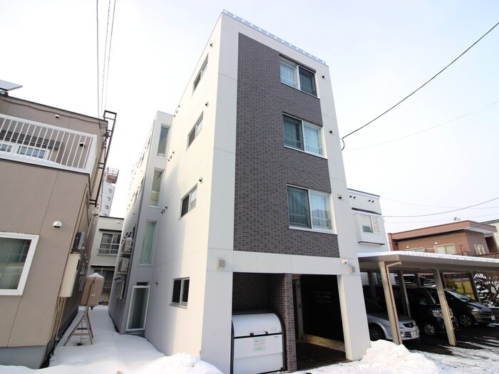 ラフィーネ琴似の物件外観写真