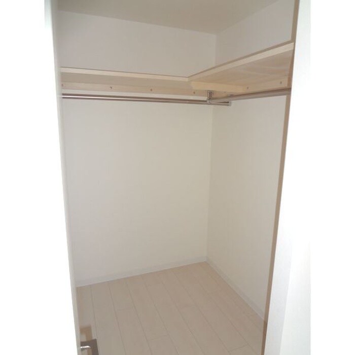 エンバシープレイスの物件内観写真