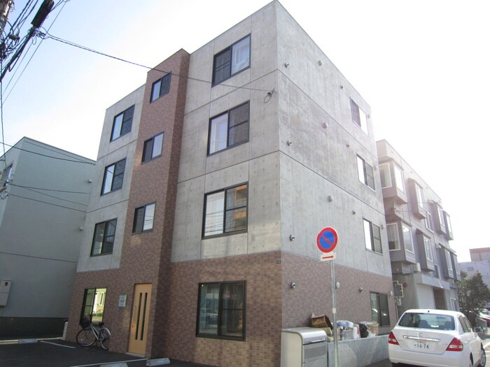 ヒ－ルコ－トⅡの物件外観写真