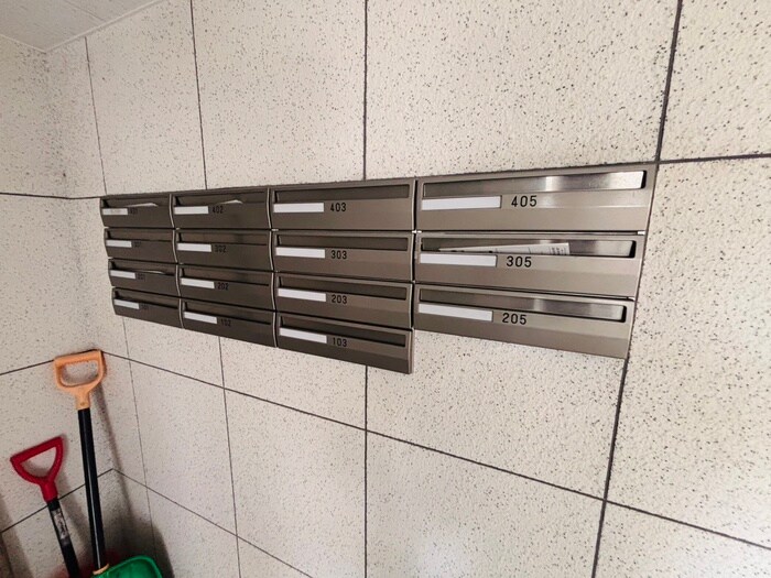 ラ・シュエット宮の森の物件外観写真