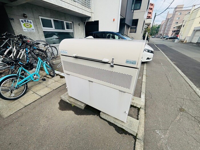 ラ・シュエット宮の森の物件外観写真