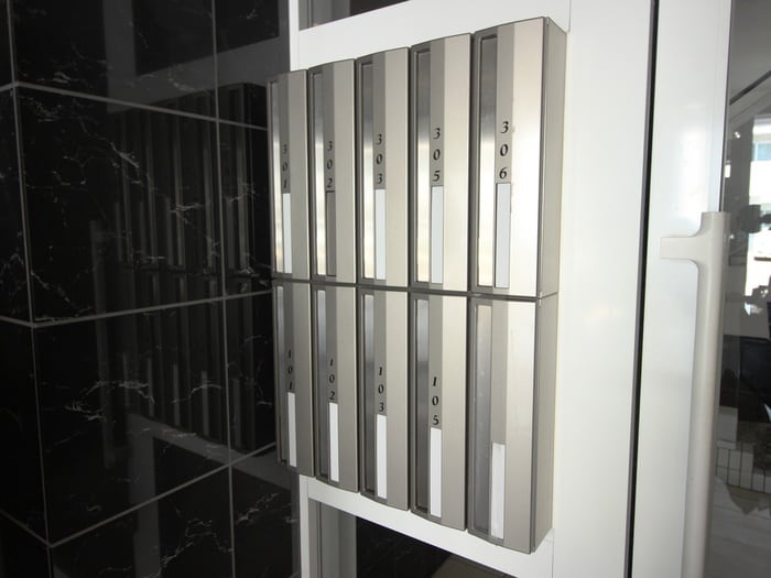 グランメールラフィールの物件外観写真