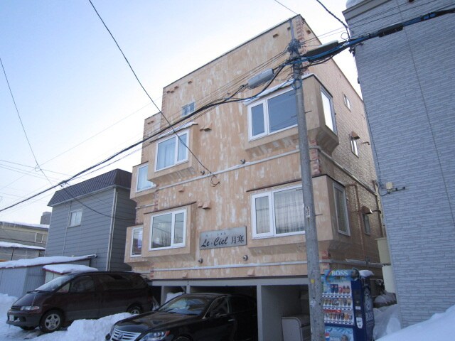 ル・シェル月寒の物件外観写真