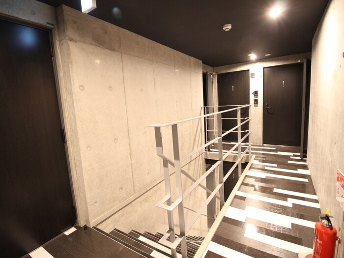 エルボックス札幌の物件外観写真