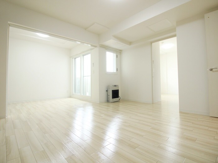 フォルトゥ－ナ学園前の物件内観写真