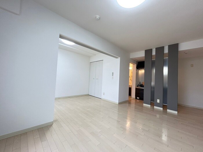 フォルトゥ－ナ学園前の物件内観写真